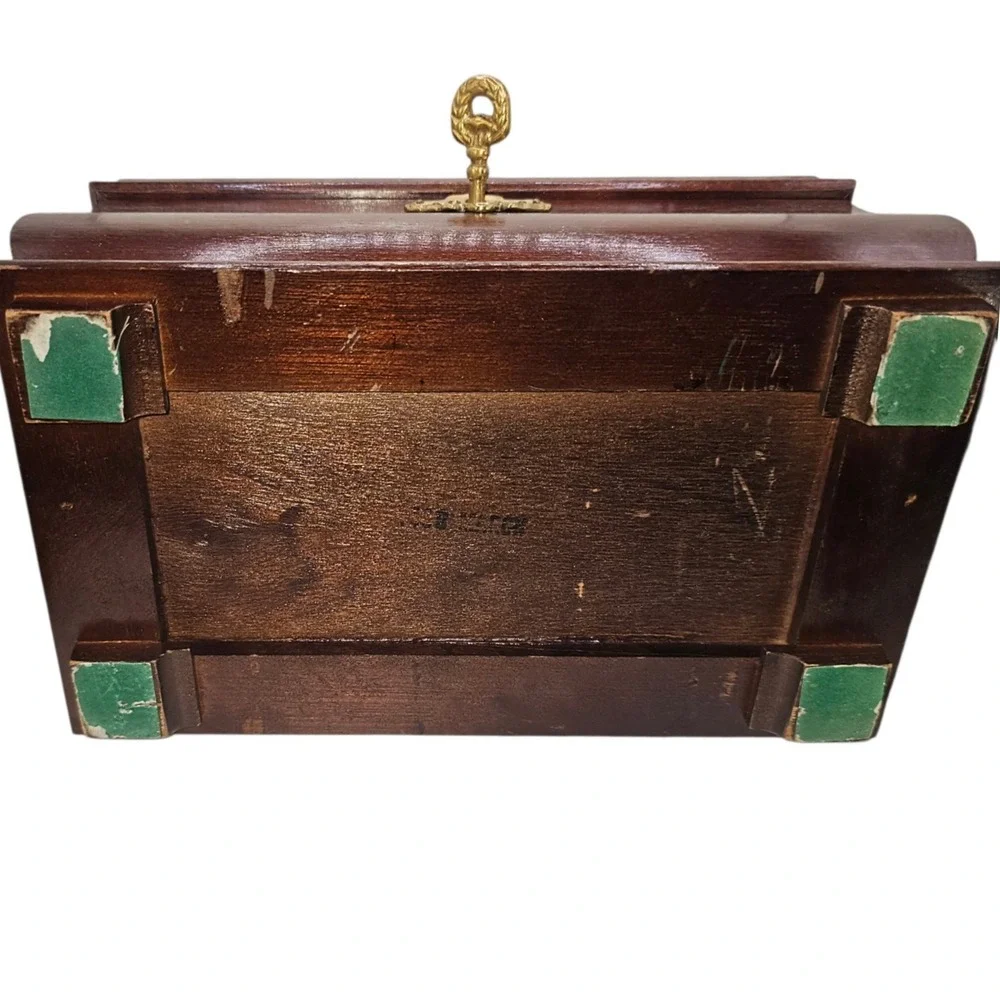 Vintage Virginia Metalcrafters Williamsburg Mahogany Jewelry Chest Box w/ Key